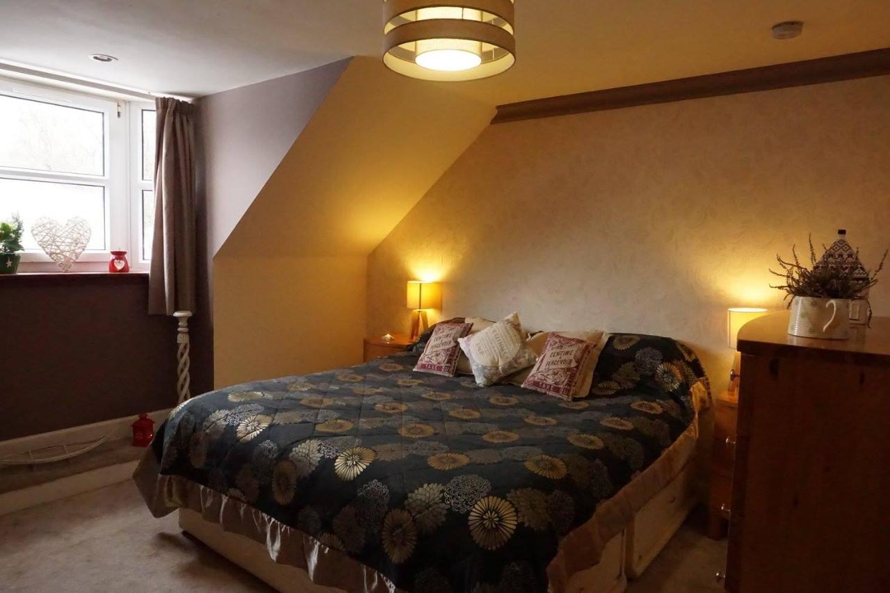Innis House Insch Bagian luar foto